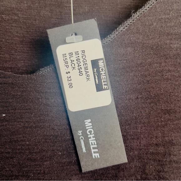 MICHELLE BY COMUNE New With Tags paint spatter T-shirt torn neckline - Picture 6 of 12